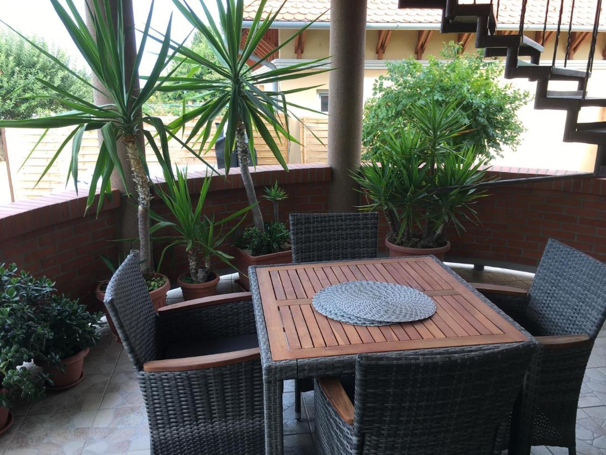 Szabó Wellness Vendégház Zamárdi Extérieur photo